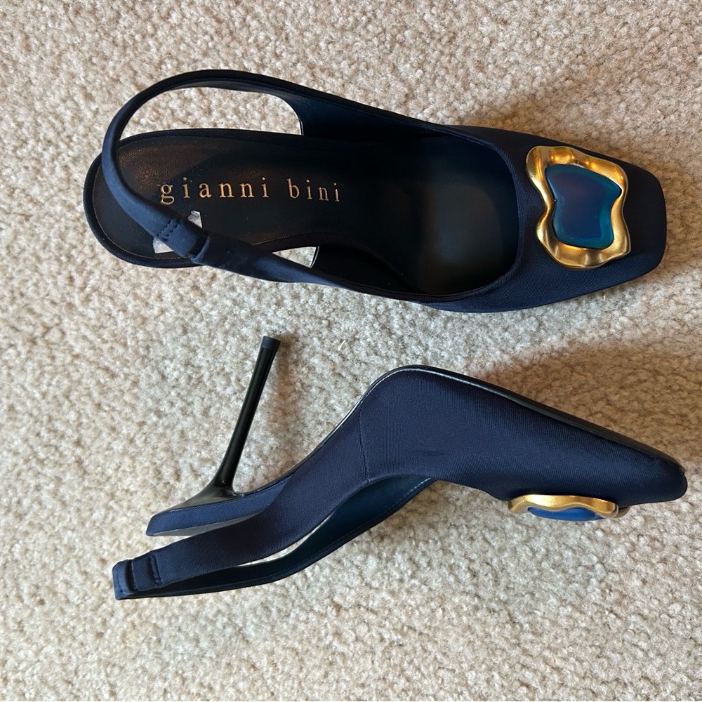 Gianni Bini Navy Slingback Heels with Gold & Blue Accents - Picture 3 of 5
